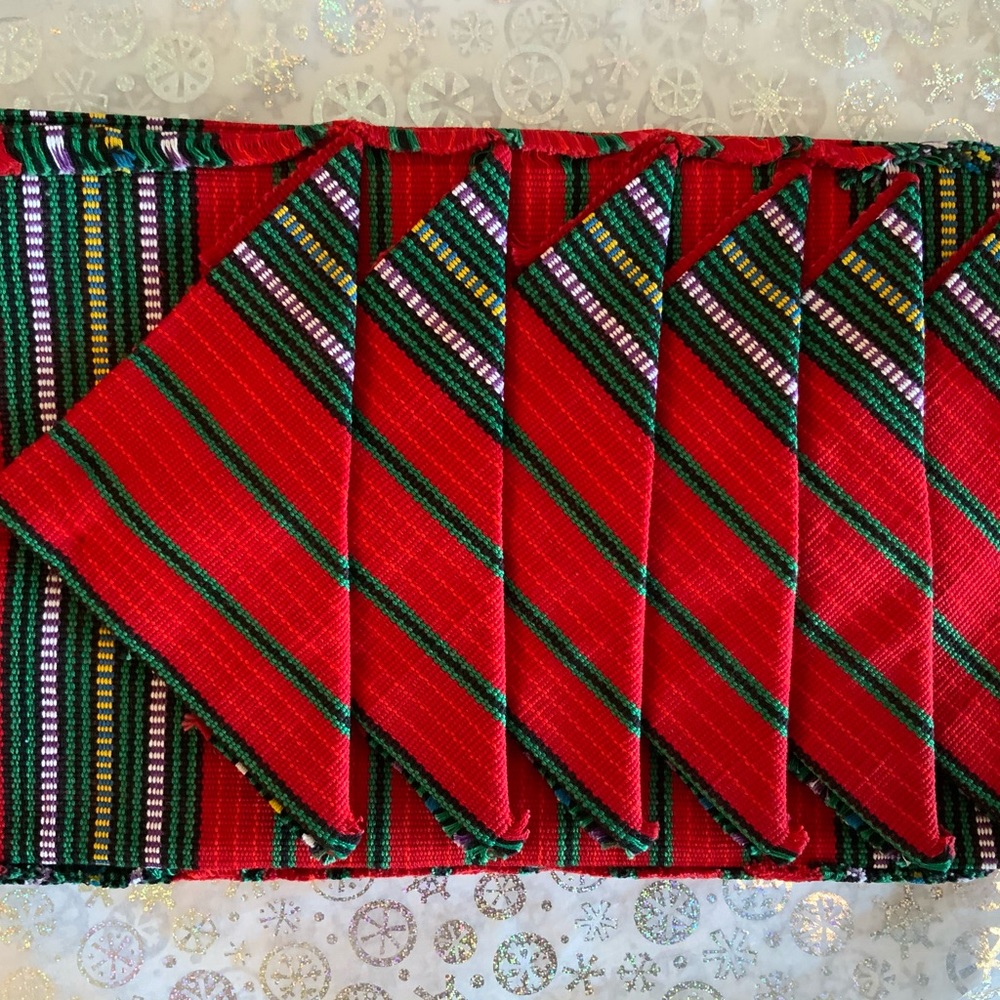 NEW Set of Six Placemats with Napkins Red/Green Stripes Christmas Festive